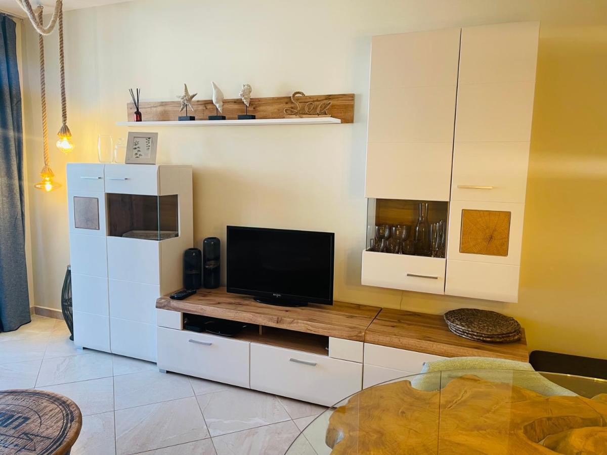 Flores Garden Sea View Apartment With Balcony Chernomorets Exterior photo